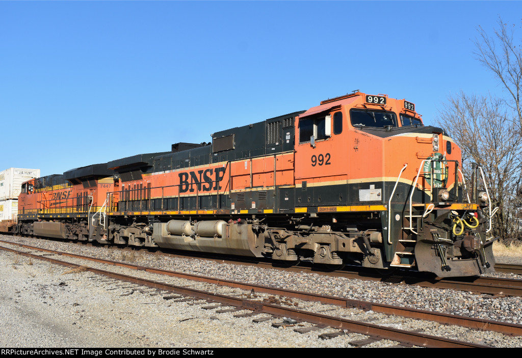 BNSF 992